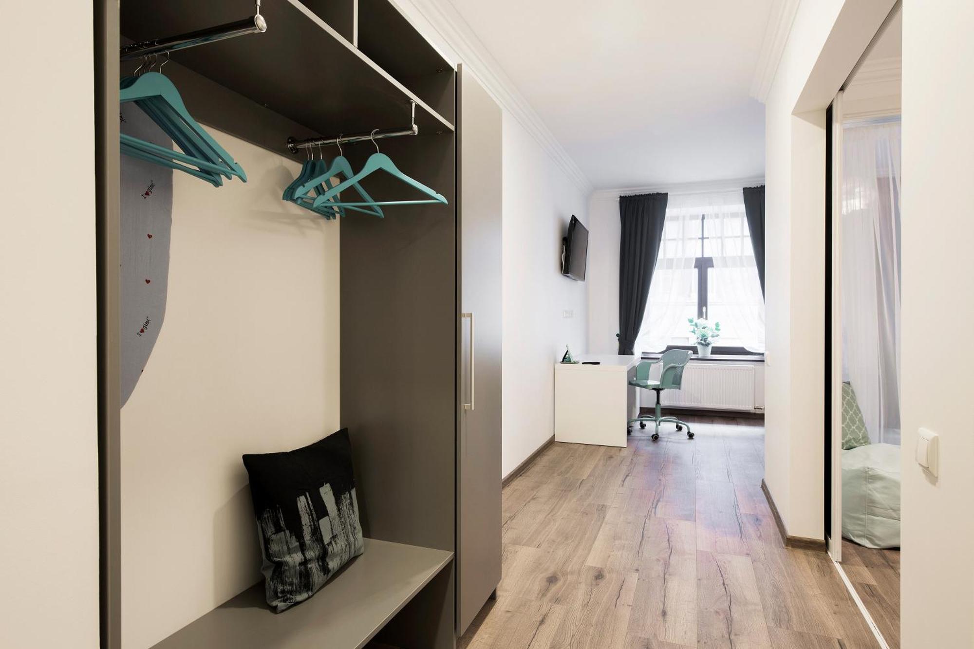 Stylish Old Apartament